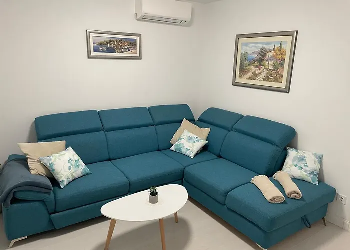 Peaceful House In Appartement *