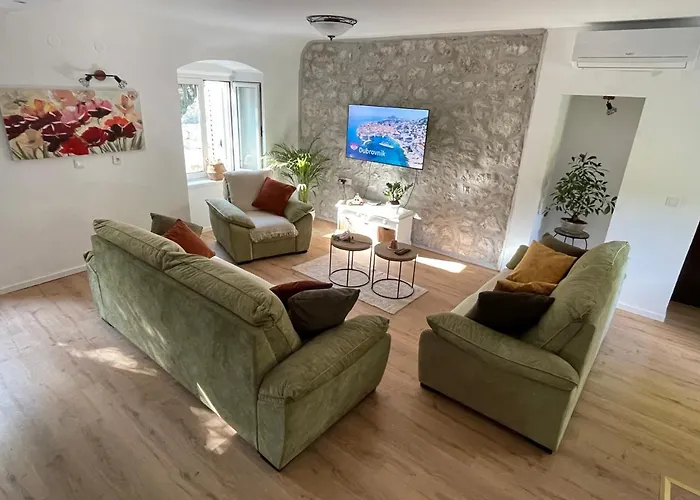 Peaceful House In Appartement *