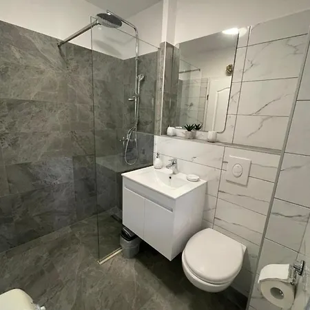 Appartamento Peaceful House In *