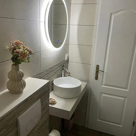 Peaceful House In Apartamento