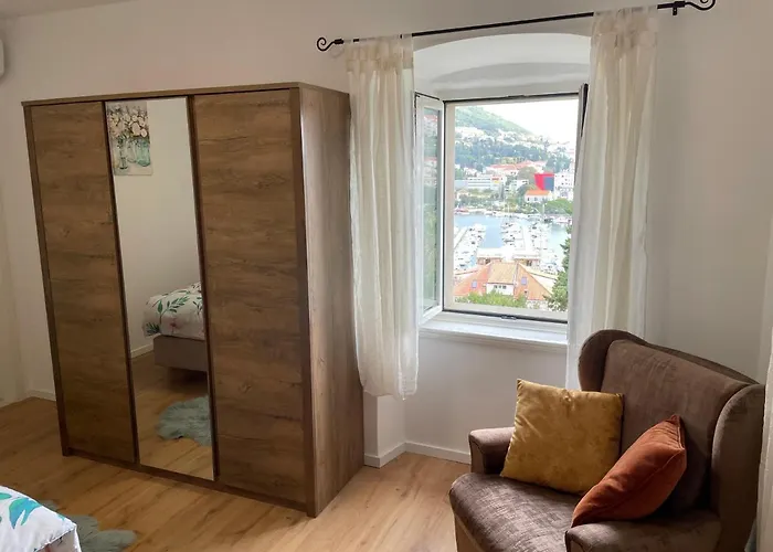 Апартаменты Peaceful House In