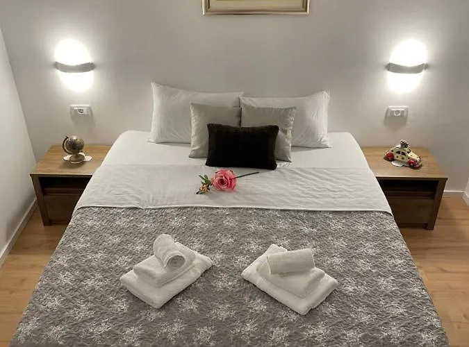 Апартаменты Peaceful House In