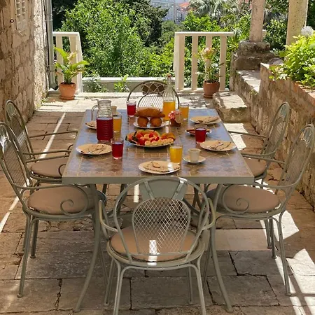 Апартаменты Peaceful House In Дубровник